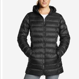 Eddie Bauer hooded Black Puffer Coat